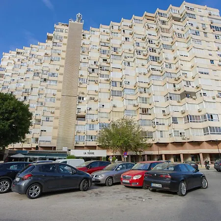 Апартаменты 7 Min From The Airport Торремолинос
